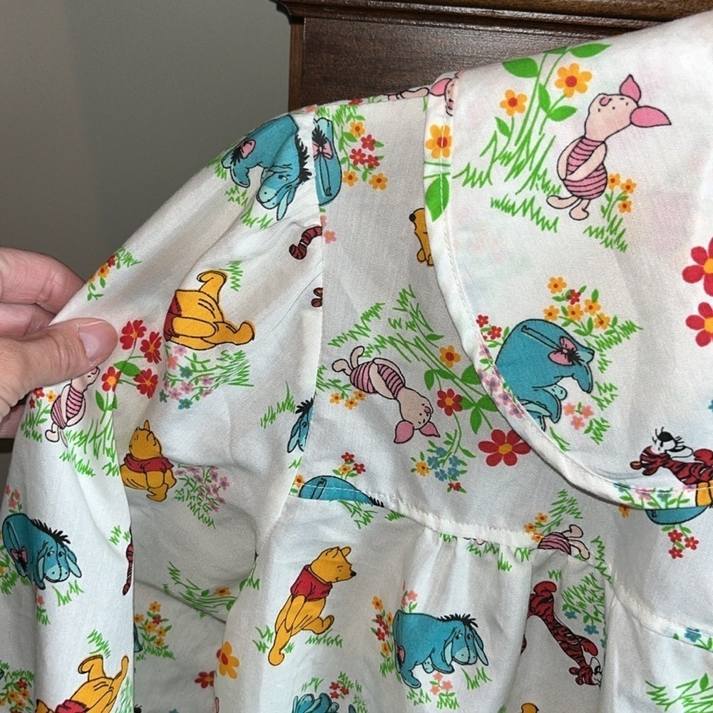 Adorable vintage Winnie the Pooh Piglet Eyore button down sleep top blouse m - Picture 8 of 14